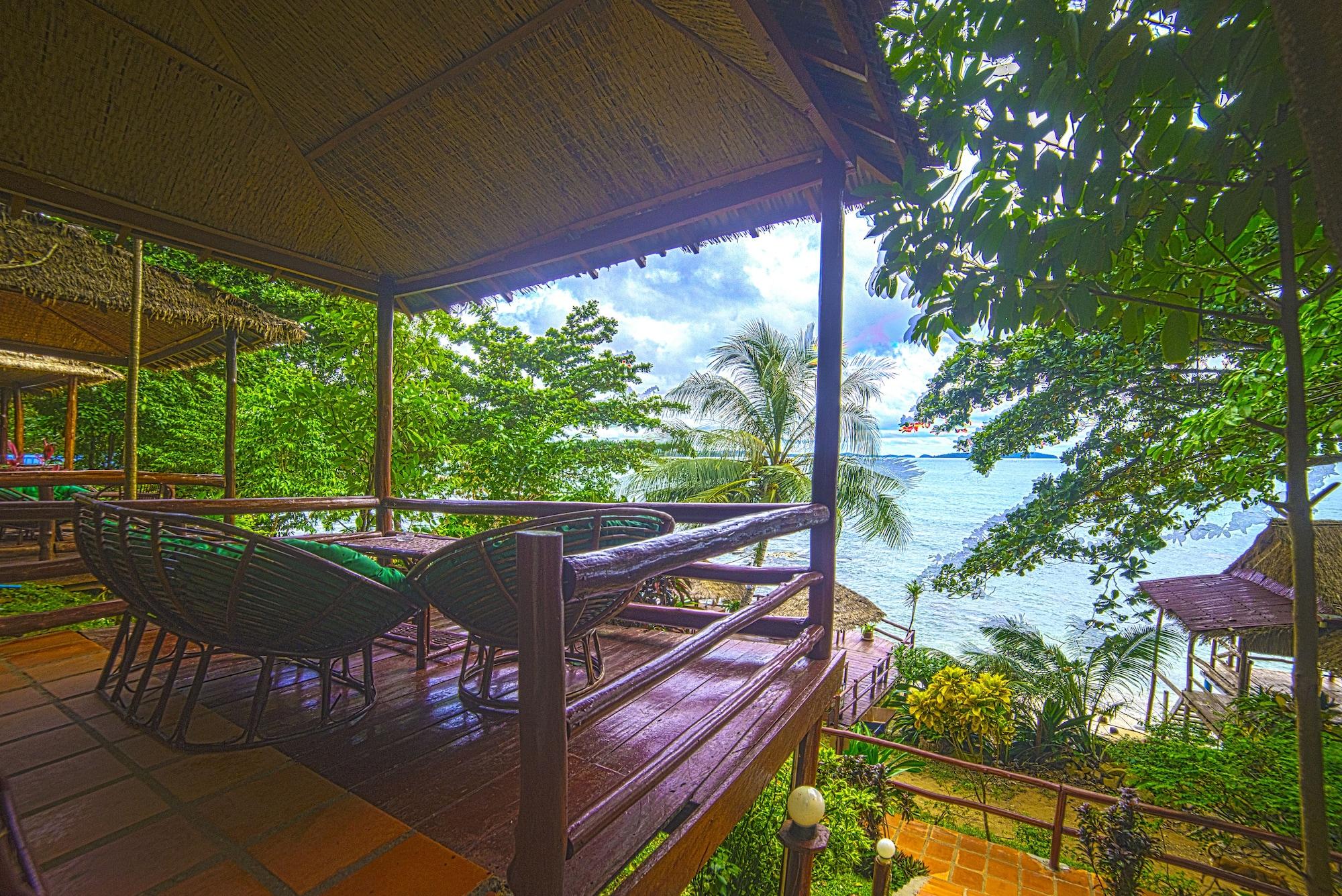 Above Us Only Sky Otel Sihanoukville Dış mekan fotoğraf